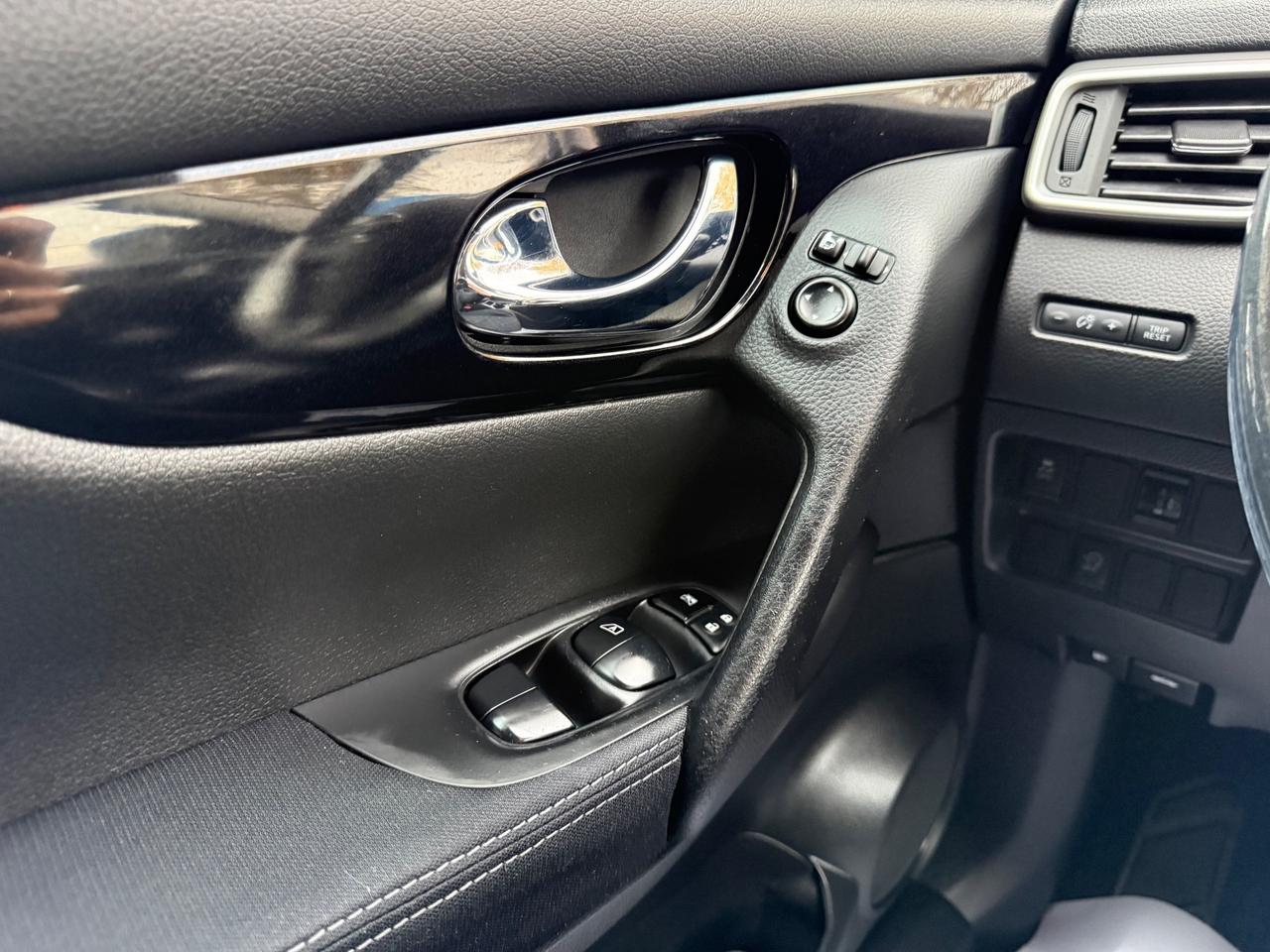 Nissan Qashqai 1.2 Benzina 115 Cv - Manuale