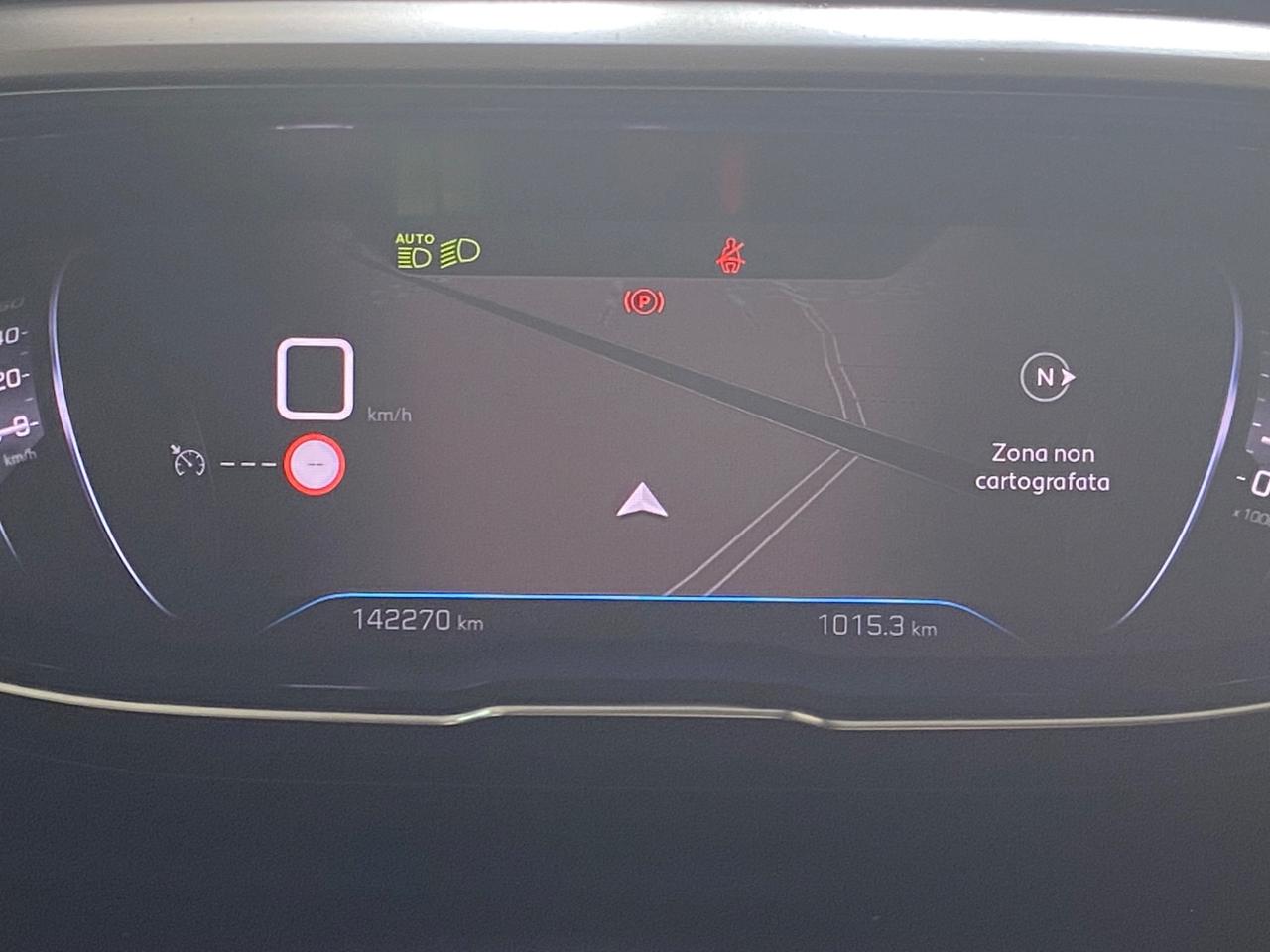 Peugeot 3008 ALLURE park