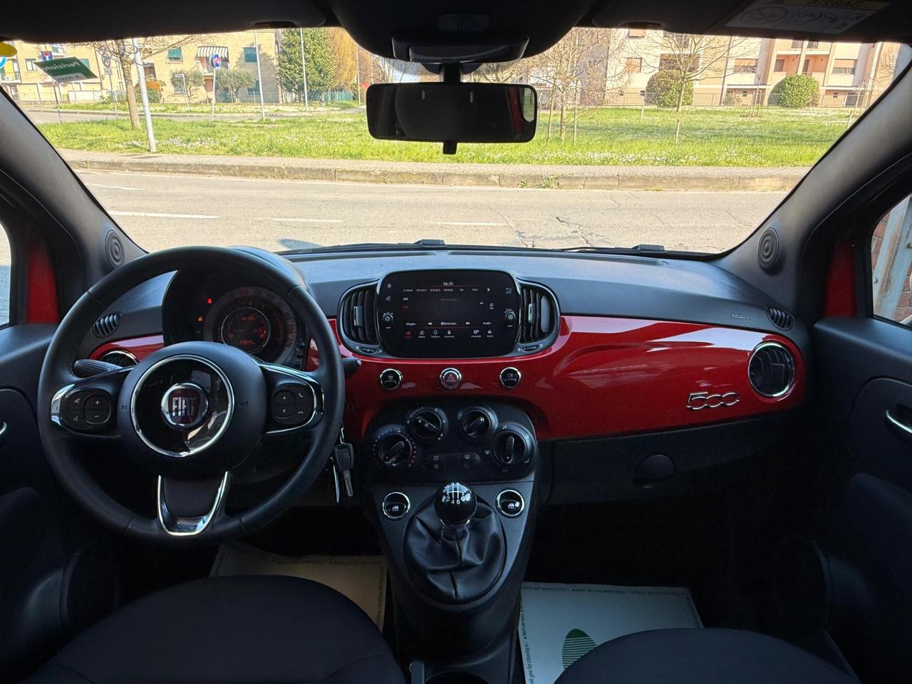 Fiat 500 1.0 Hybrid Red