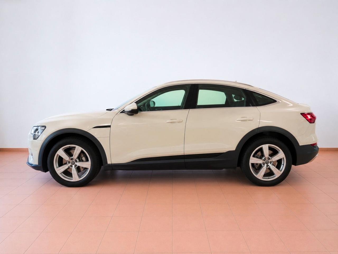 ---IN ARRIVO--- Audi e-tron 55 quattro Business Fast