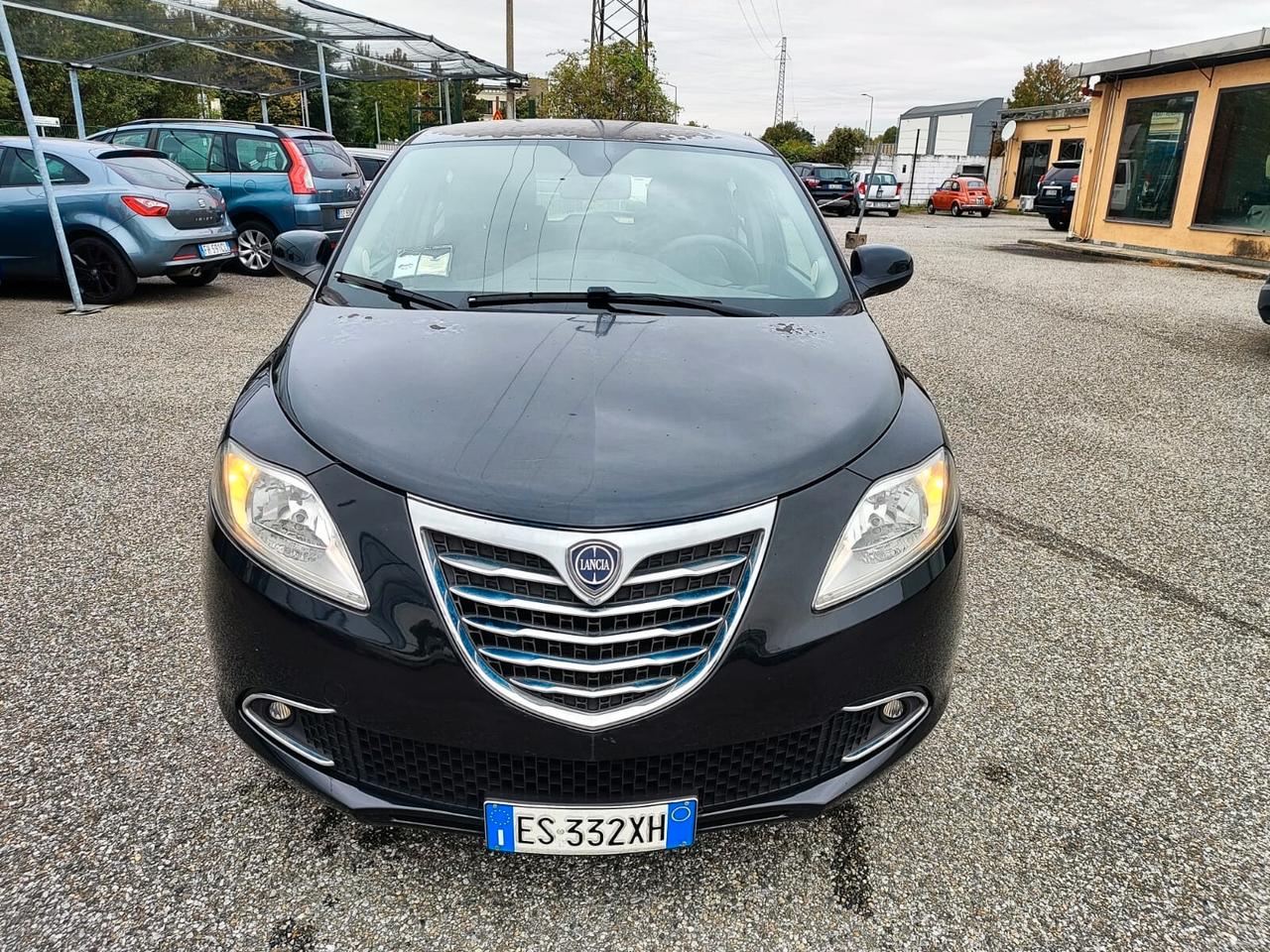 Lancia Ypsilon 1.2 69 CV 5 porte Platinum