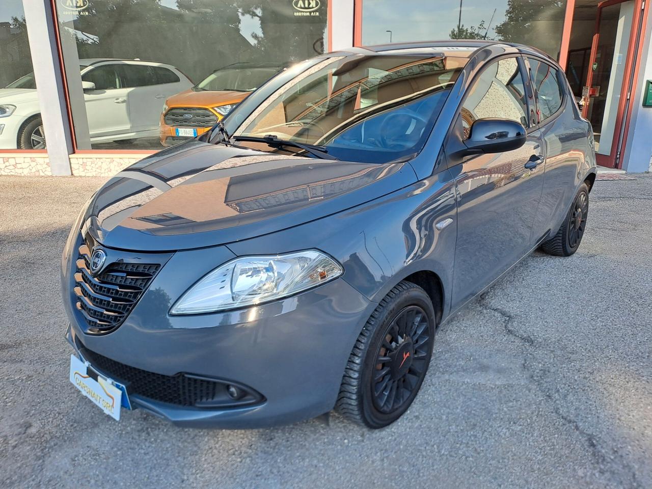 Lancia Ypsilon 1.3 MJT 16V 95 CV 5 porte S&S Gold