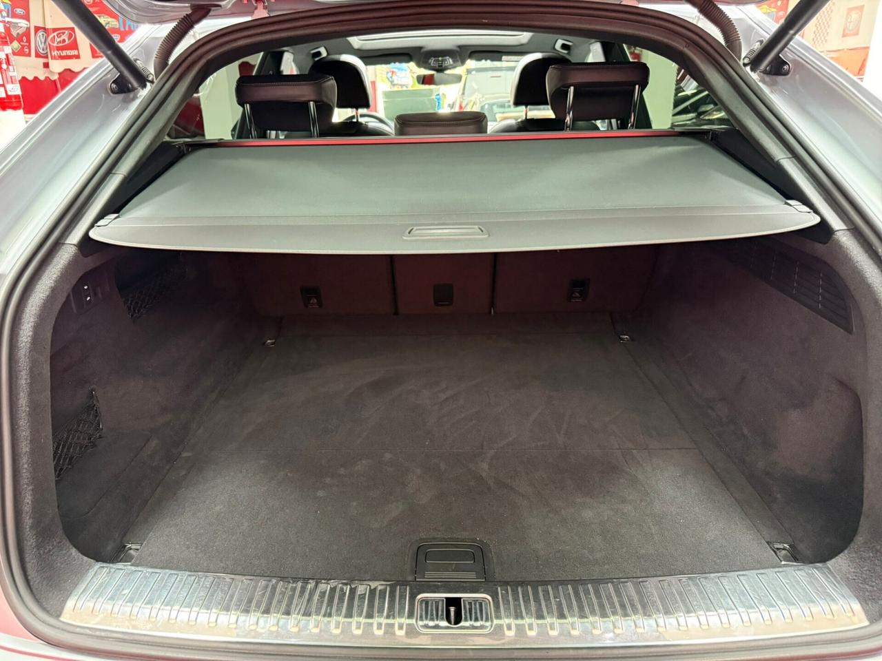 Audi Q8 50 3.0 TDI 286cv quattro S-LINE - 2019