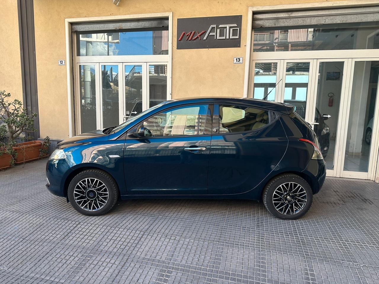 Lancia Ypsilon 1.2 69 CV 5 porte 30th Anniversary *Promo Black Friday*