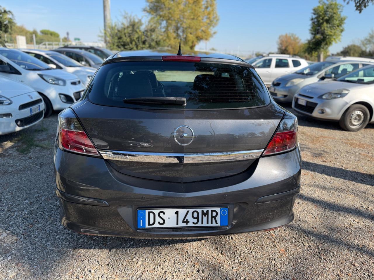 Opel Astra GTC 1.7 CDTI 125CV 3 porte Cosmo