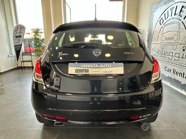 Lancia Ypsilon III 1.0 firefly hybrid Gold s&s