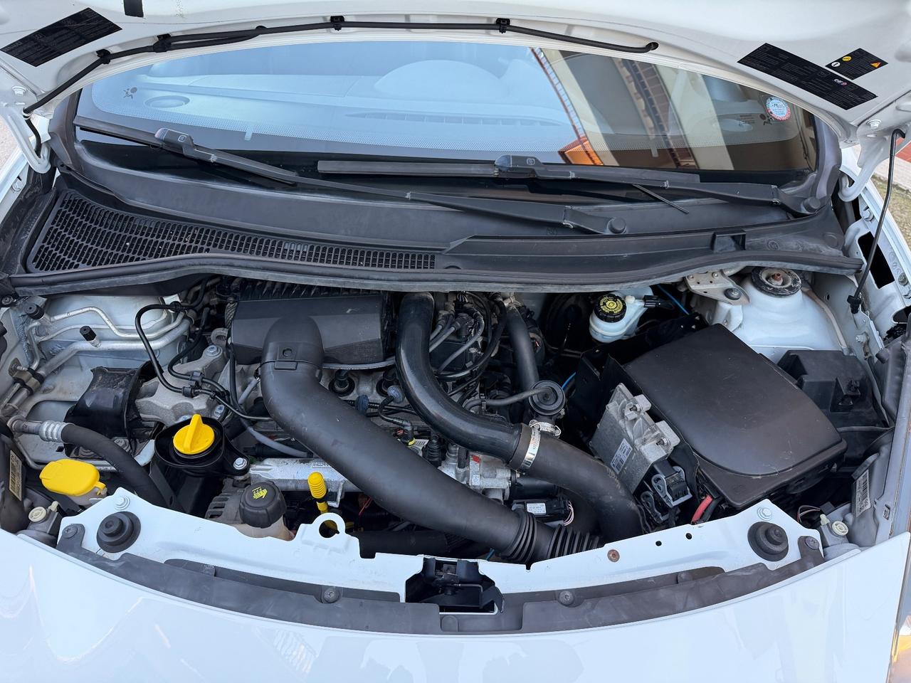 Renault Wind 1.2 TCE 100CV Wave Edition