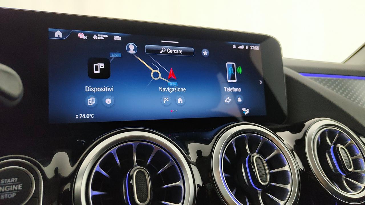 Mercedes-Benz GLA 200 d automatic