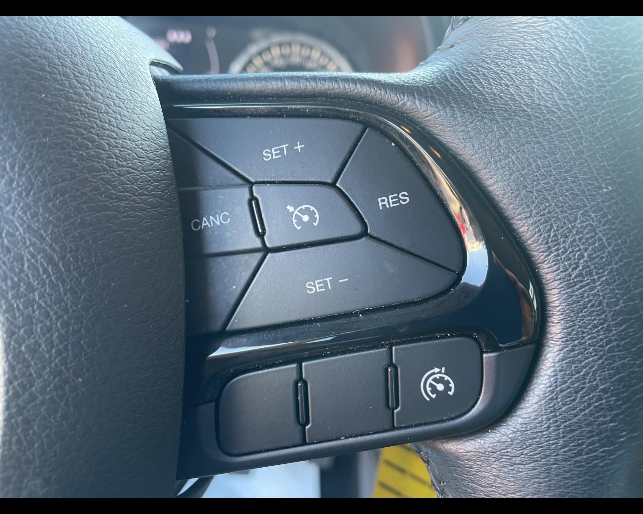 JEEP Renegade 2019 - Renegade 1.0 t3 Night Eagle 2wd