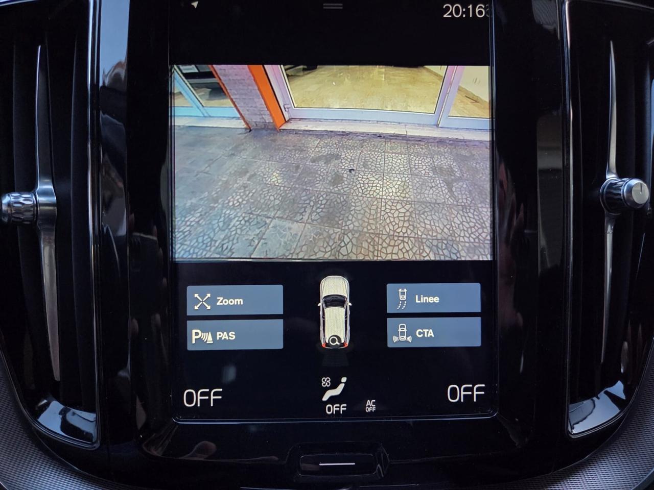 XC60 2.0 b4 R-design awd auto UNICO PROPRIETARIO