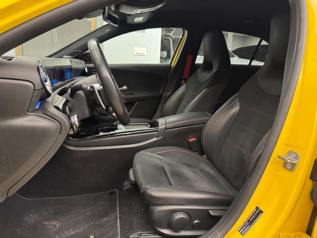 Mercedes-benz A 35 AMG 4MATIC PREMIUM PLUS (225 KW