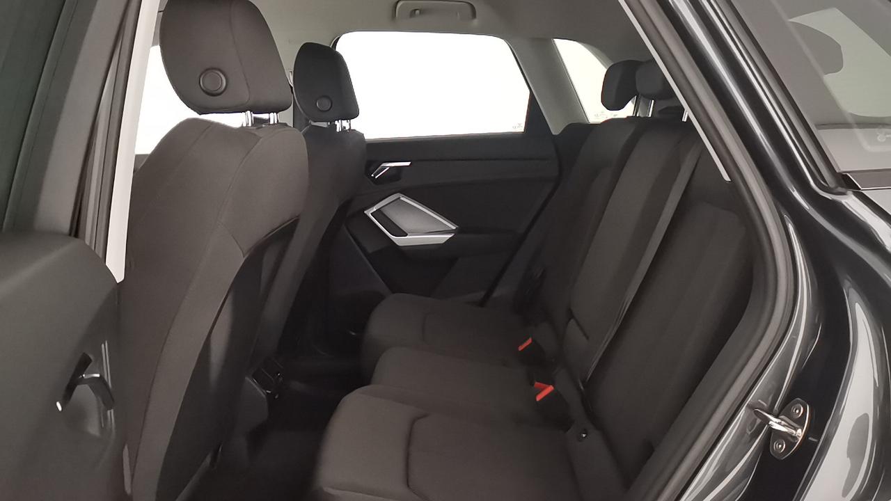 AUDI Q3 II 2018 - Q3 35 1.5 tfsi S line edition