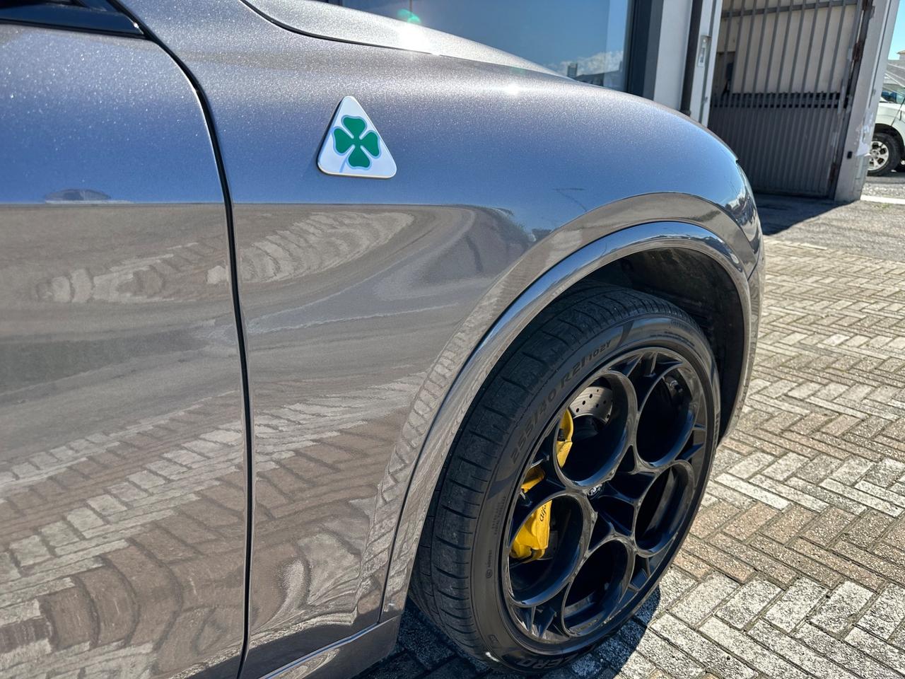Alfa Romeo Stelvio 2.9 Bi-Turbo V6 510 CV AT8 QUADRIFOGLIO VERDE TETTO + AKRAPOVIC