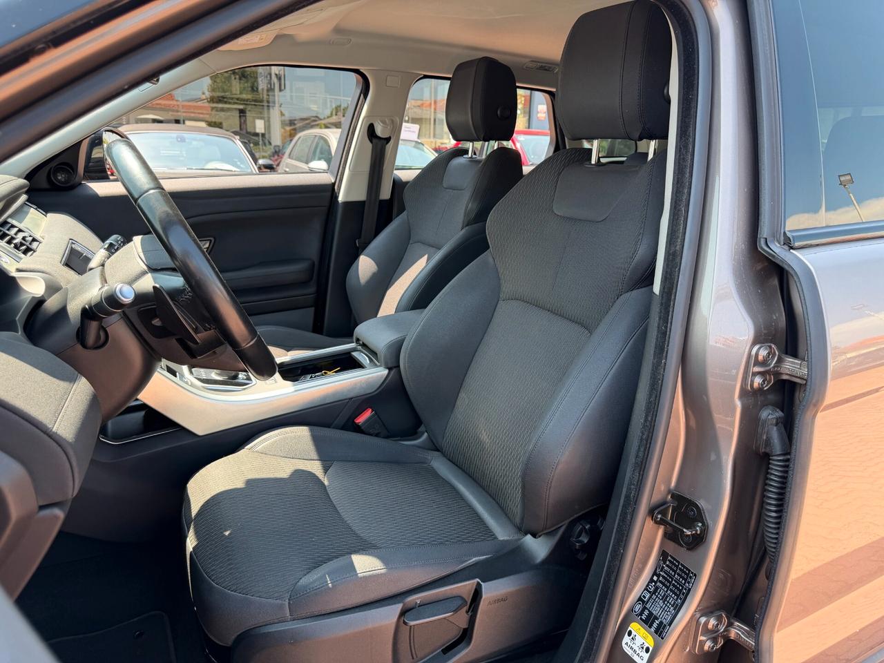 Land Rover Range Evoque 2.0 TD4 150 CV 5p. Pure
