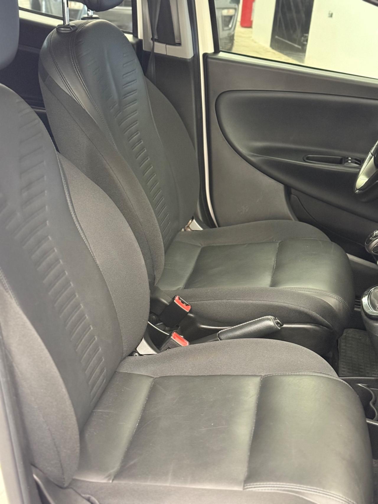 Lancia Ypsilon 1.2 69 CV 5 porte GPL Ecochic Platinum