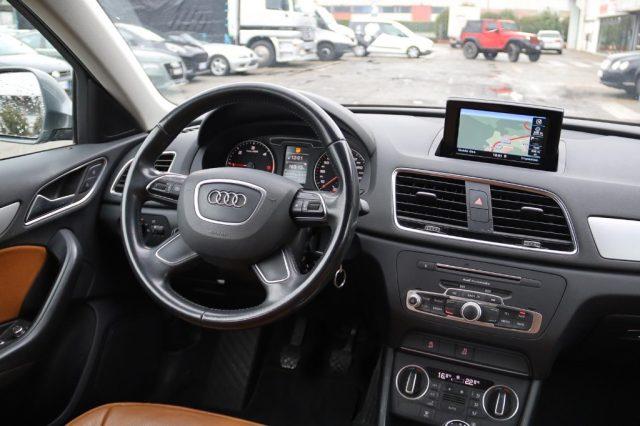 AUDI Q3 2.0 TDI 120 CV Business