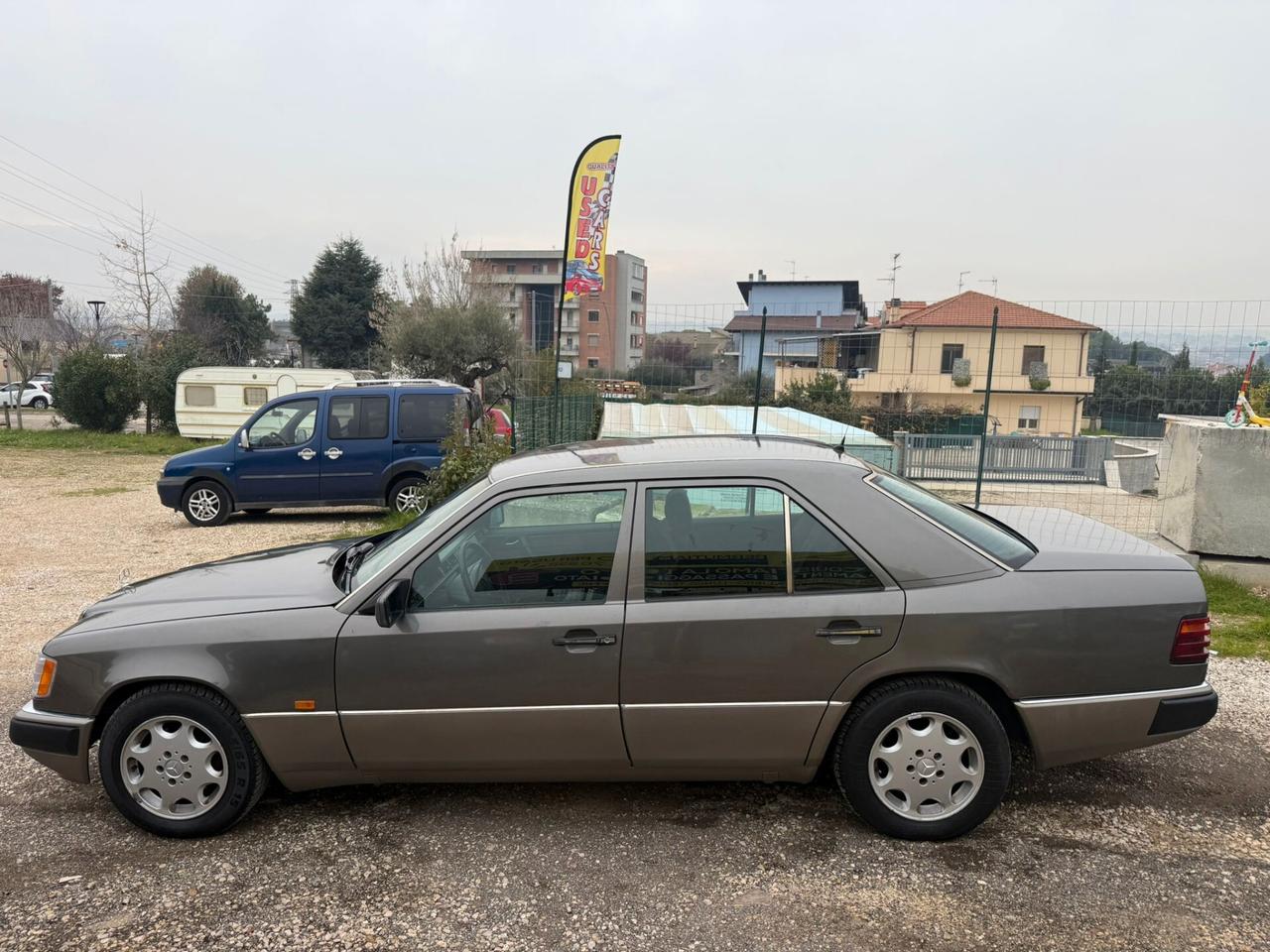 Mercedes-benz 200 e 16v gpl