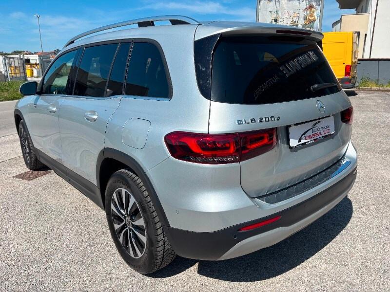 MERCEDES GLB (X247) GLB 200 d Automati...