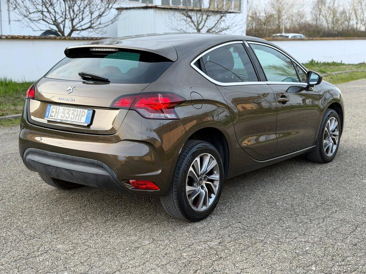 DS4 1.6 e-HDi Berlina 110cv Euro 5b