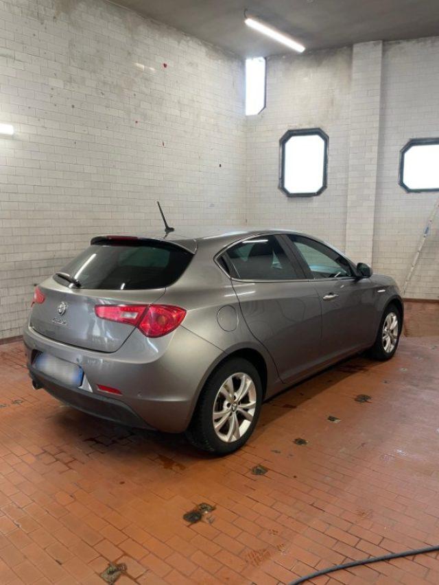 ALFA ROMEO Giulietta 1.6 JTDm-2 105 CV Progression
