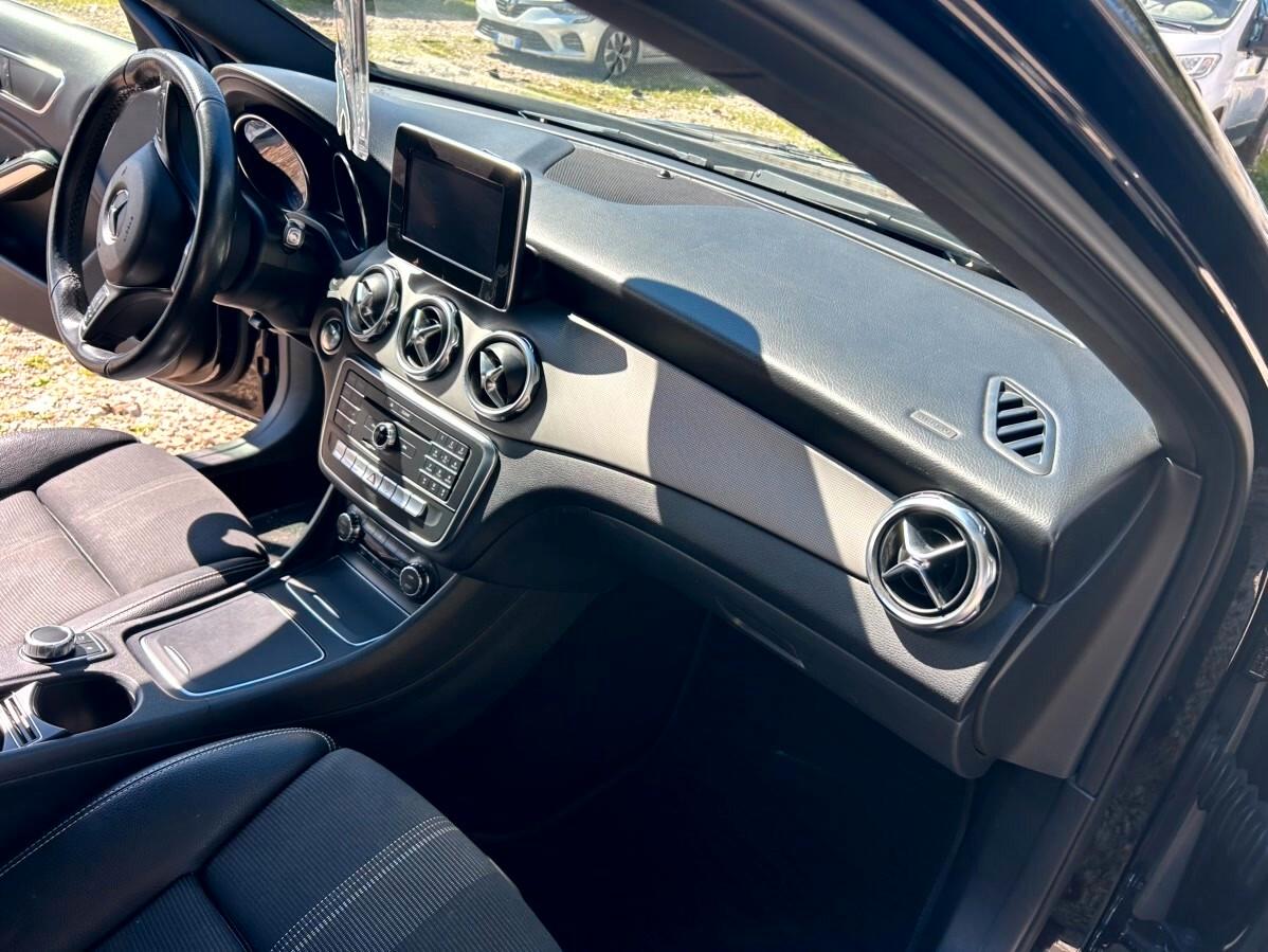 Mercedes-benz GLA 220 d Automatic Sport