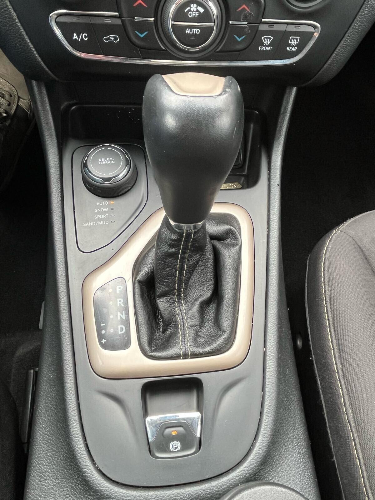 Jeep Cherokee 2.2 Mjt II 185 CV 4WD Active Drive I Longitude