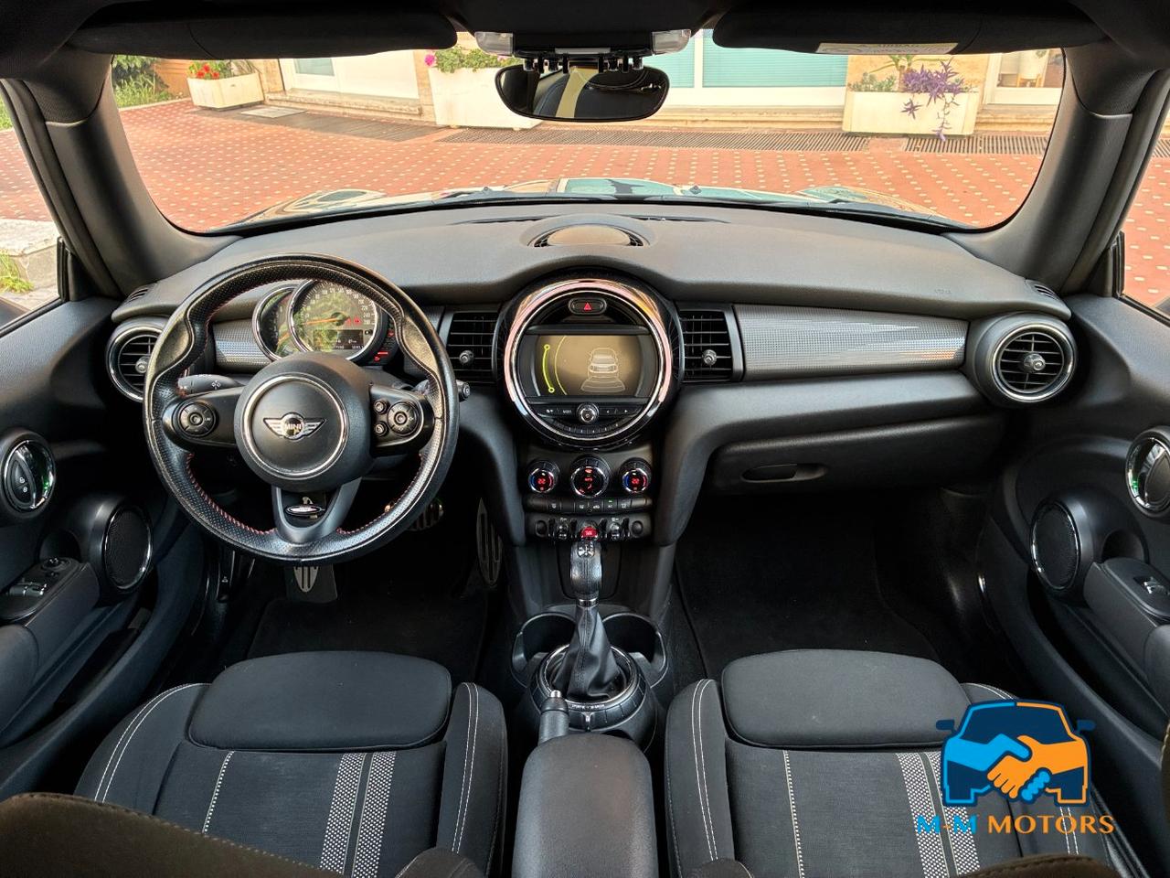 Mini 3 p Cooper Hype 1.5 Auto 136 cv interni JCW