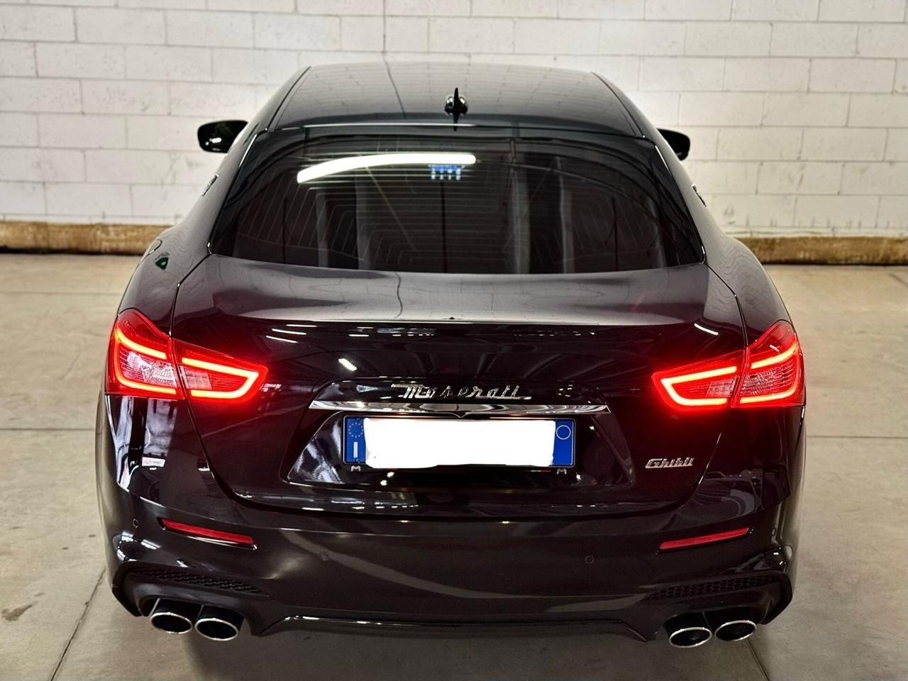 Maserati Ghibli V6 Diesel 275 CV Gransport