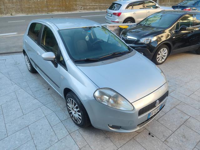 FIAT Grande Punto 1.3 MJT 75 CV 5 porte Dynamic
