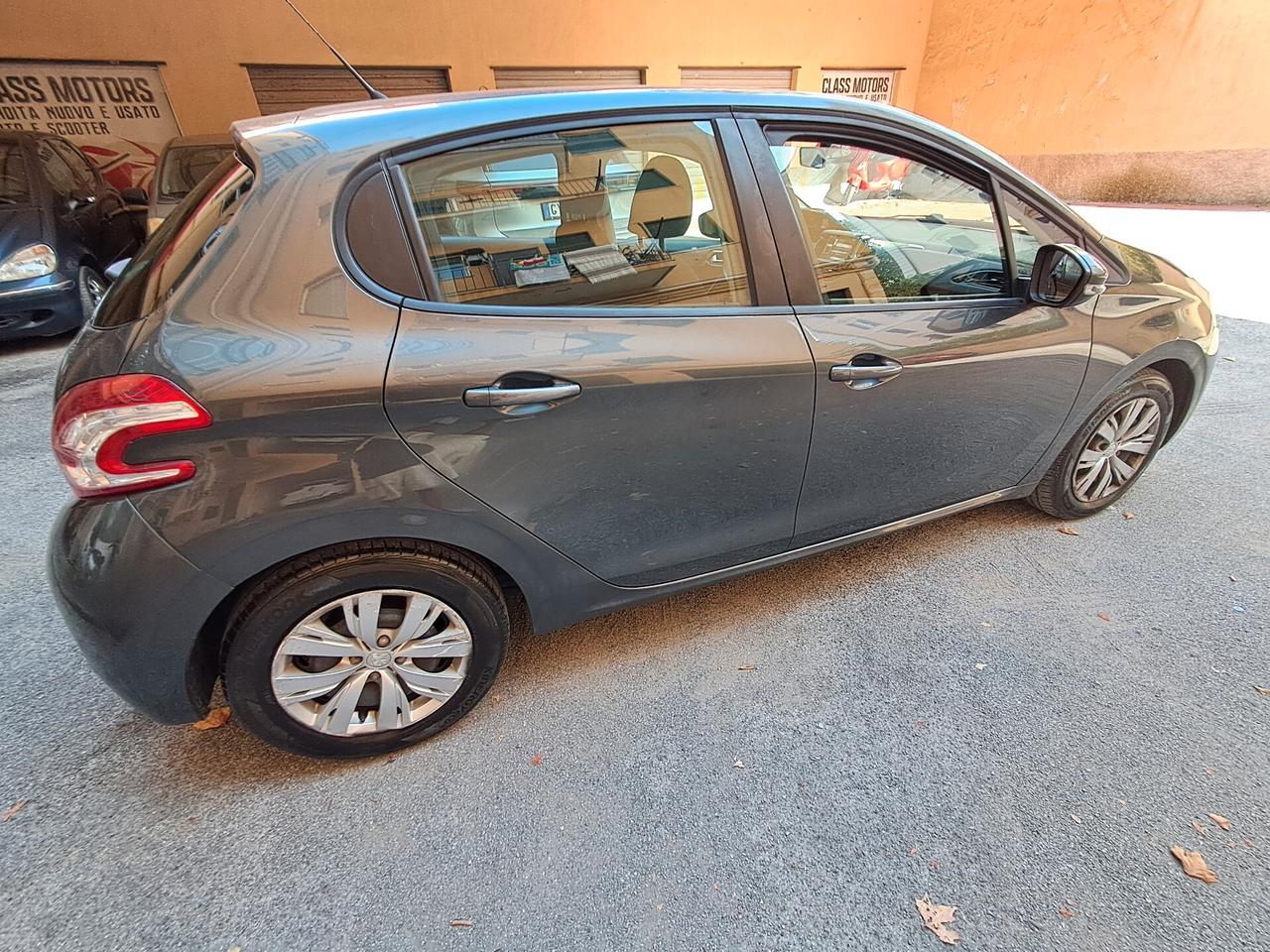 Peugeot 208 1.4 HDi 68 CV 5 porte Active