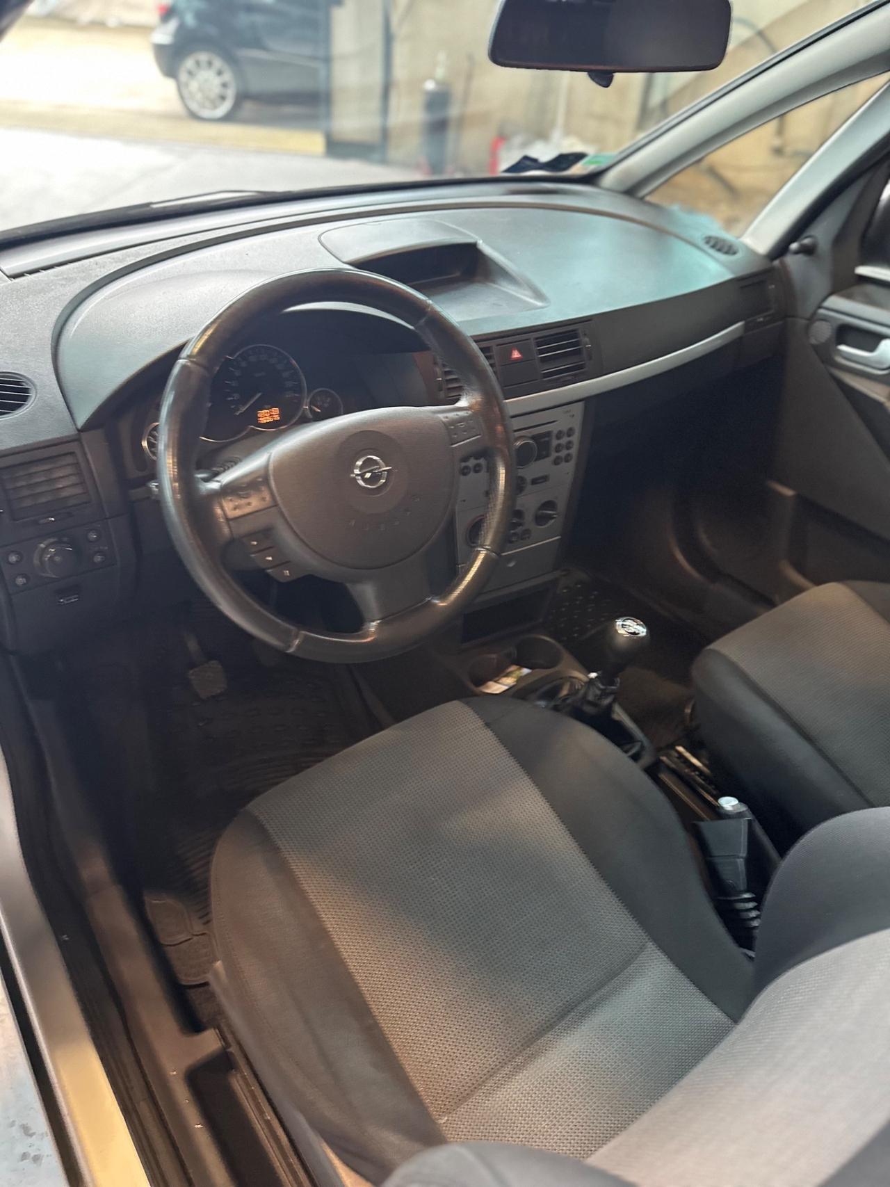 Opel Meriva 1.4 16V Cosmo gpl