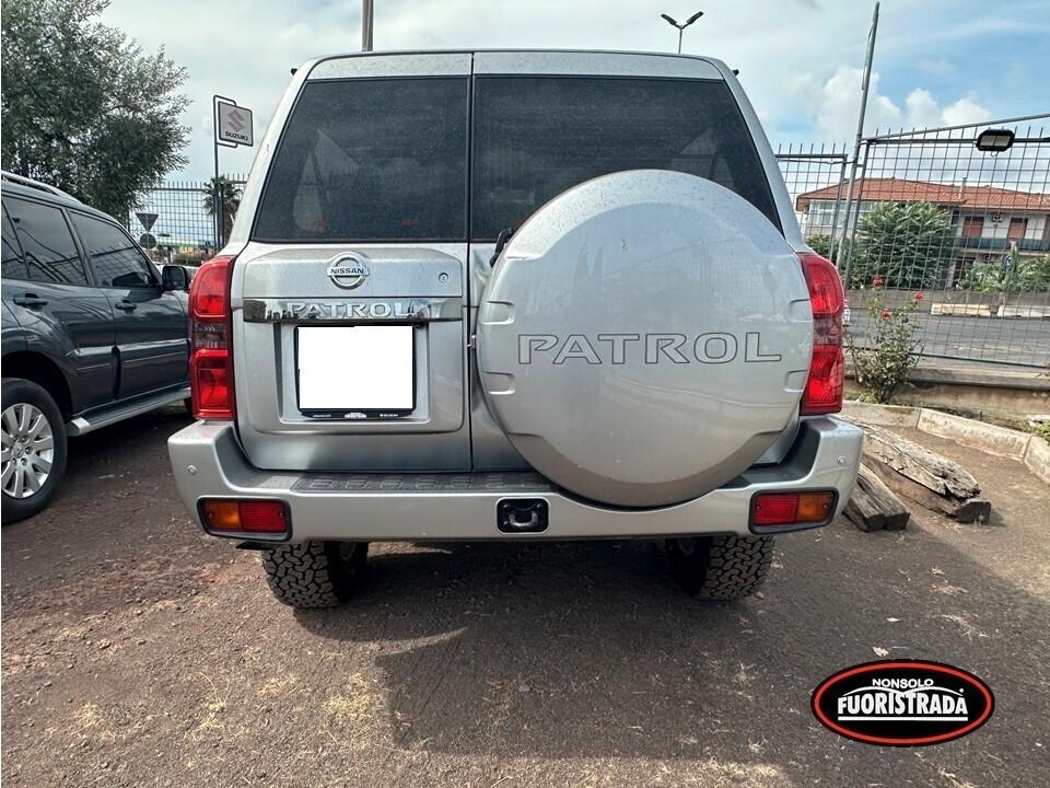 Nissan Patrol 3.0 TD Di 3 porte Elegance Hard Top