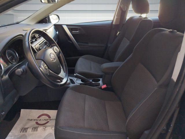 TOYOTA Auris 1.8 Hybrid 5 porte Active
