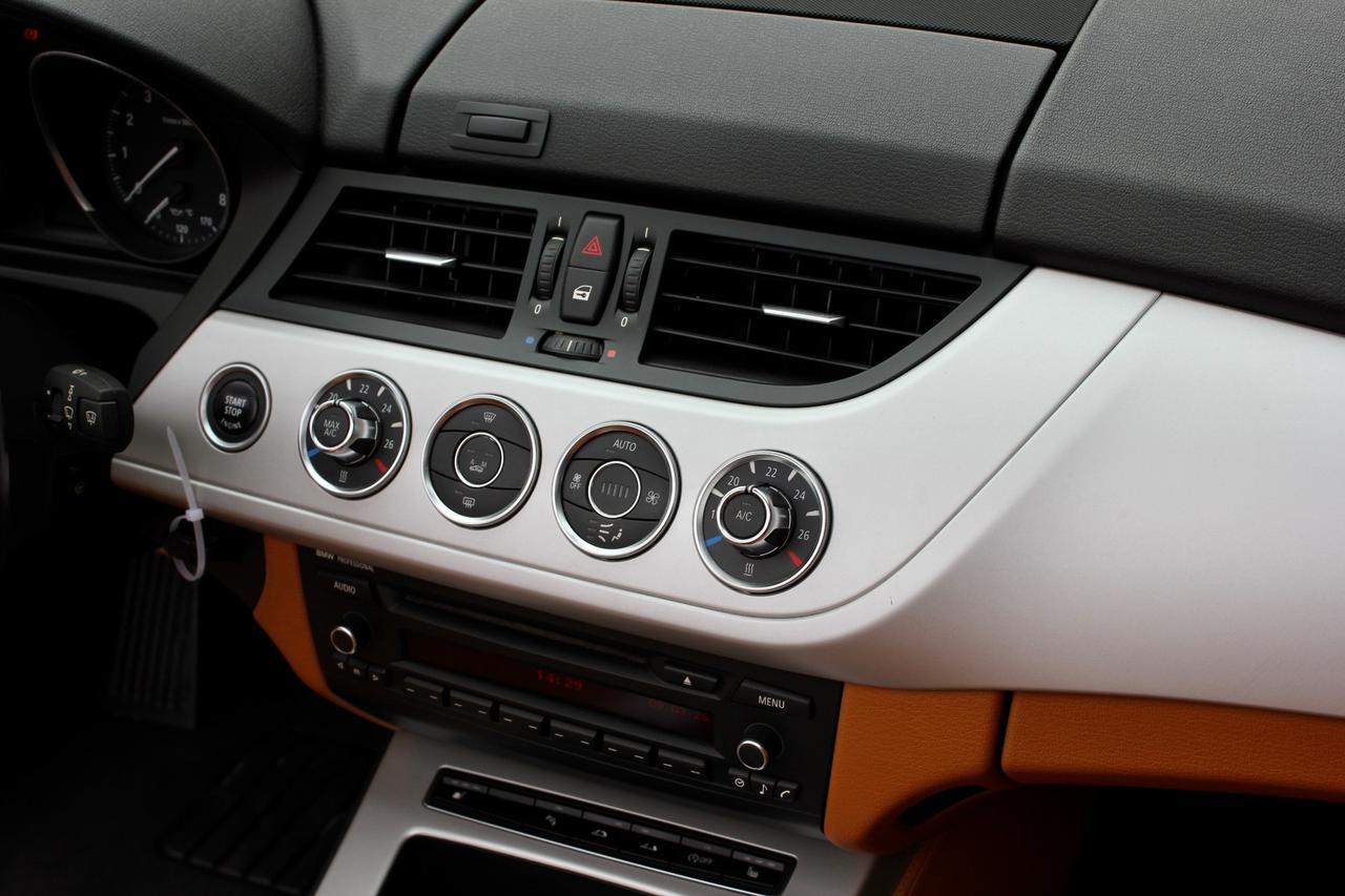 Bmw Z4 sDrive20i FARI BI-XENON SEDILI RISCALDATI