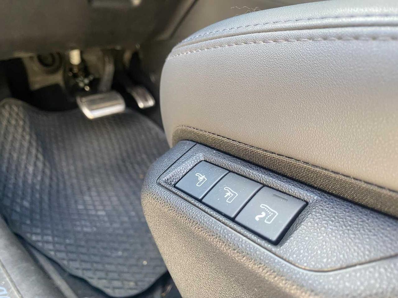 Alfa Romeo Junior 1.2 136 CV Hybrid eDCT6