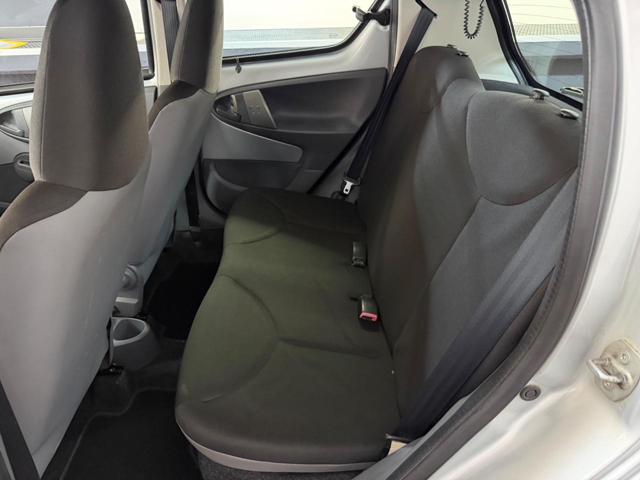 Toyota Aygo 1.0 12V VVT-i 5 porte Sol