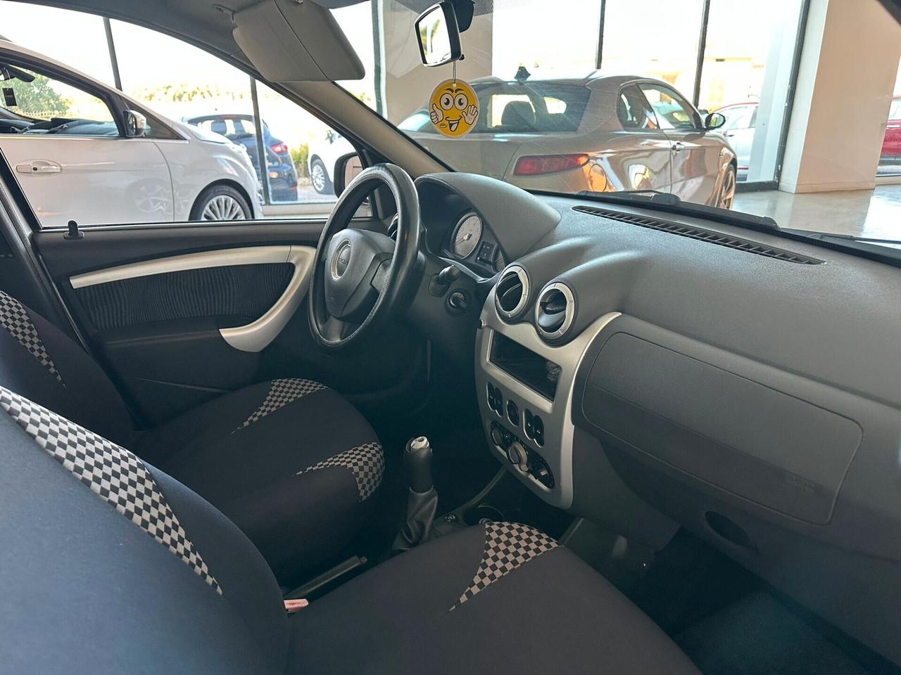 Dacia Logan MCV 1.6 85CV GPL 5 posti Blackline