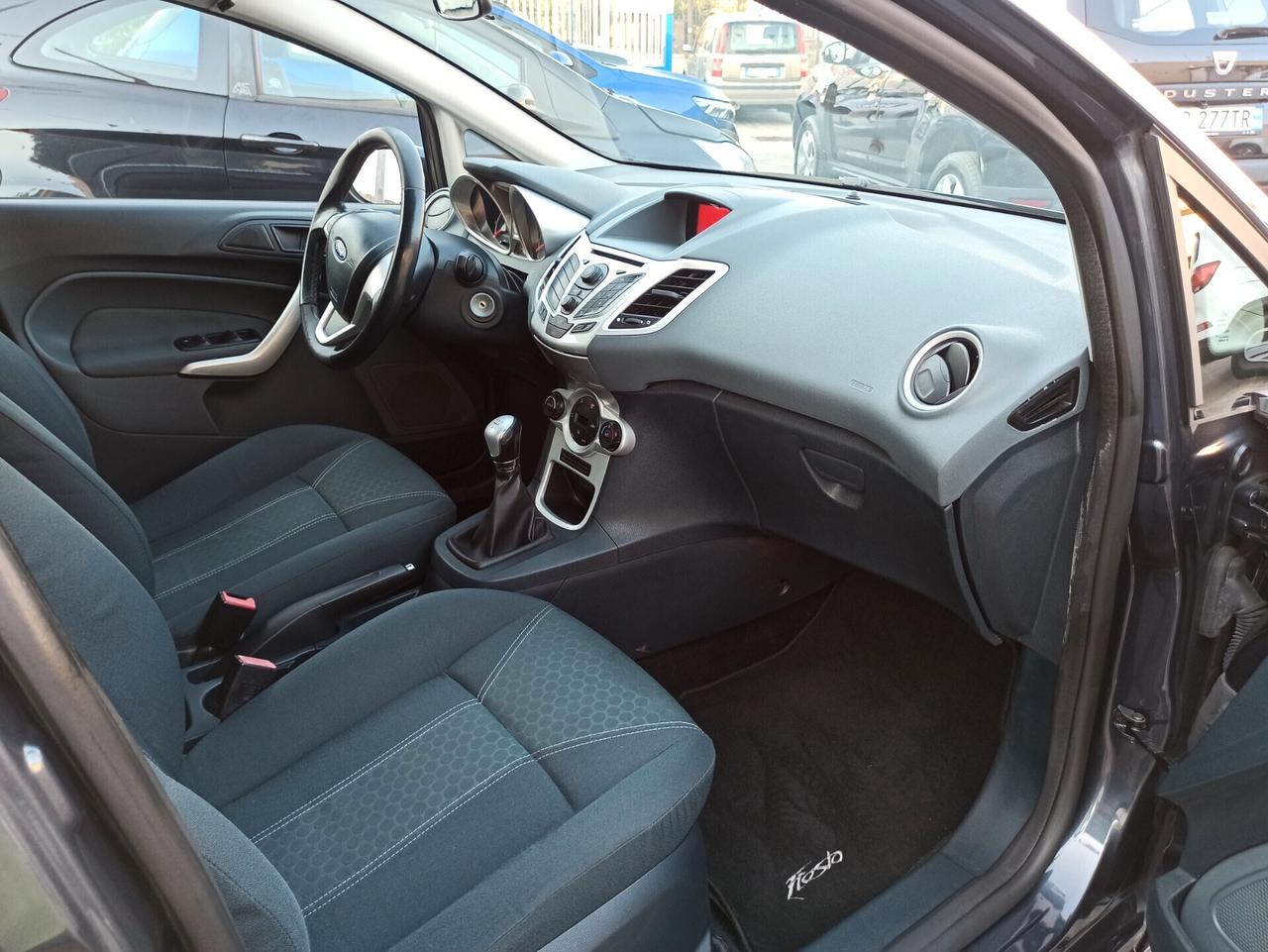 Ford Fiesta 1.2 82 CV 5 porte Titanium