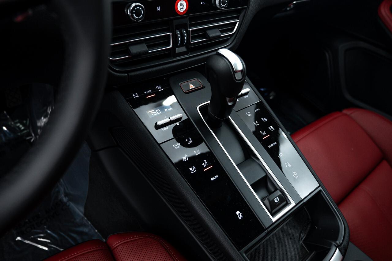 Porsche Macan 265cv NOLEGGIO LUNGO TERMINE - LEASING FULL INCLUSIVE