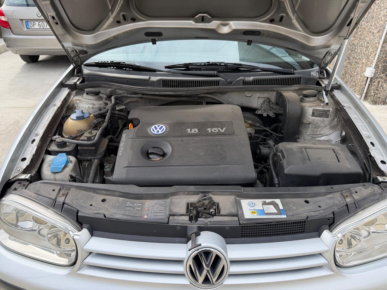 VW GOLF 1.6 BENZINA EURO4 NEOPATENTATI UNI PROP