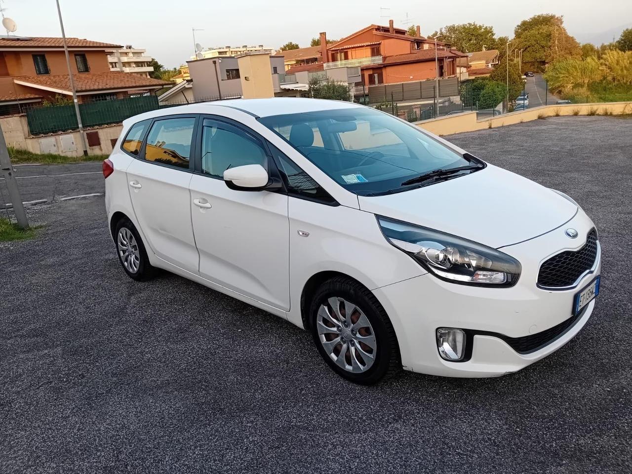 Kia Carens 1.7 CRDi 115 CV Cool