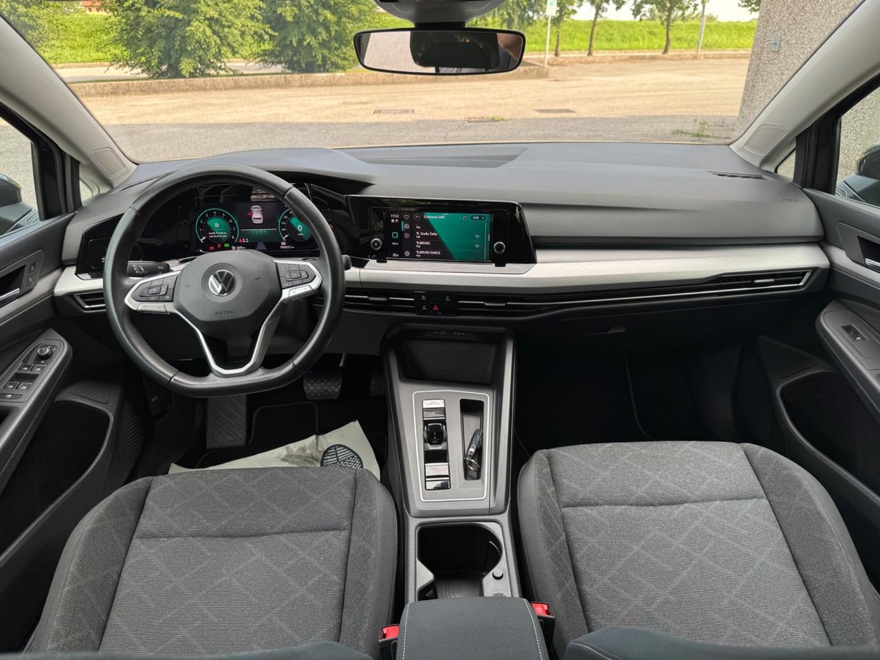 Volkswagen Golf 1.5 eTSI 130 CV EVO ACT DSG Life