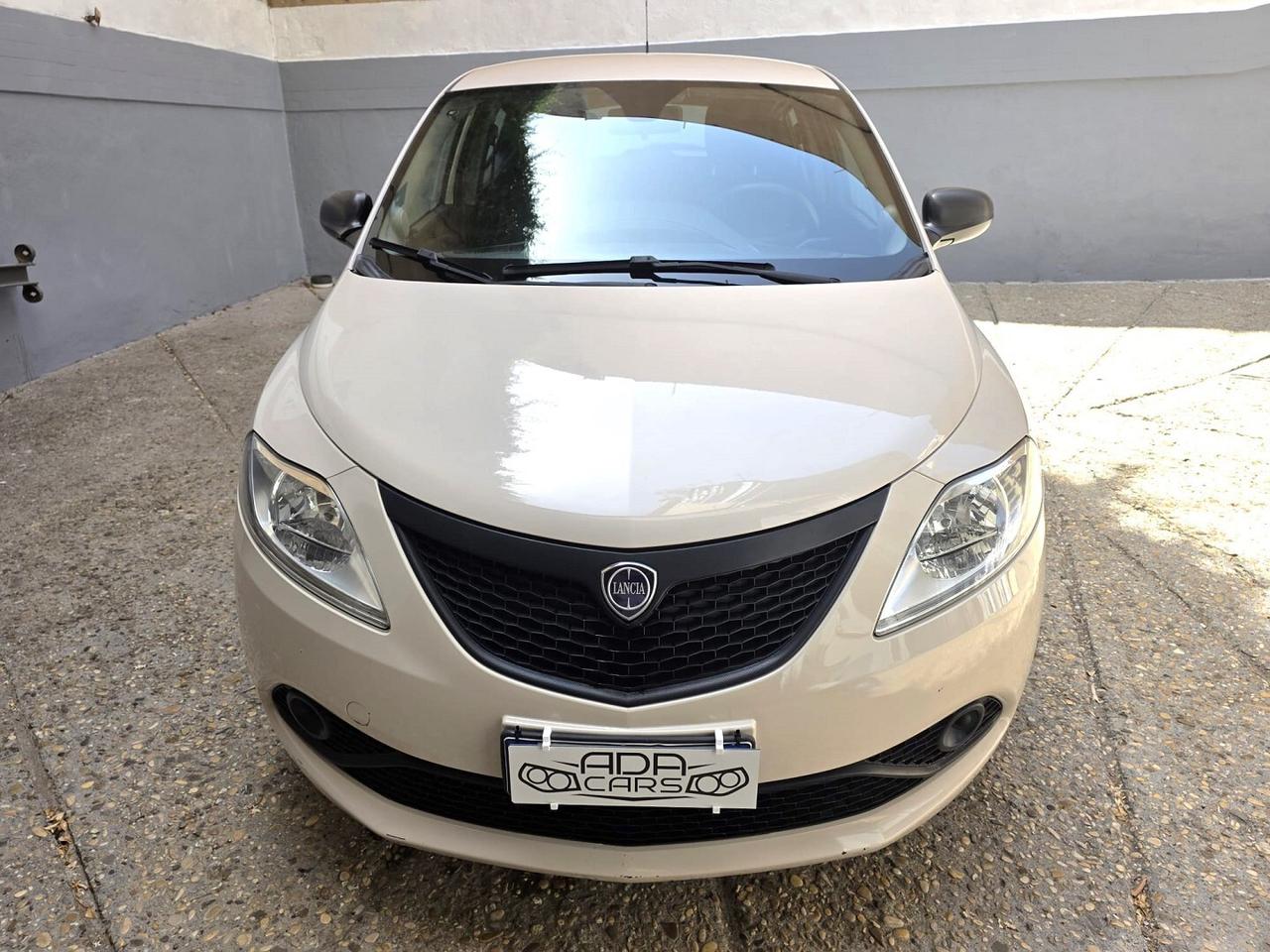 LANCIA YPSILON 1.2 - ADATTA A NEOPATENTATI