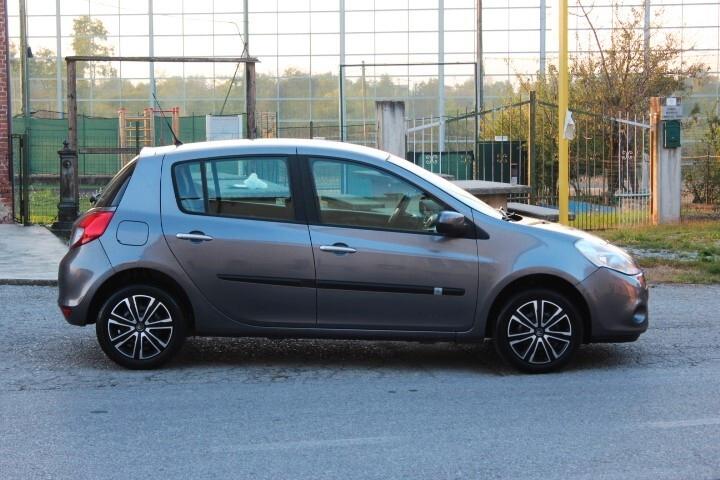 Renault Clio 1.2 5 porte Confort PACK 75.000km clima