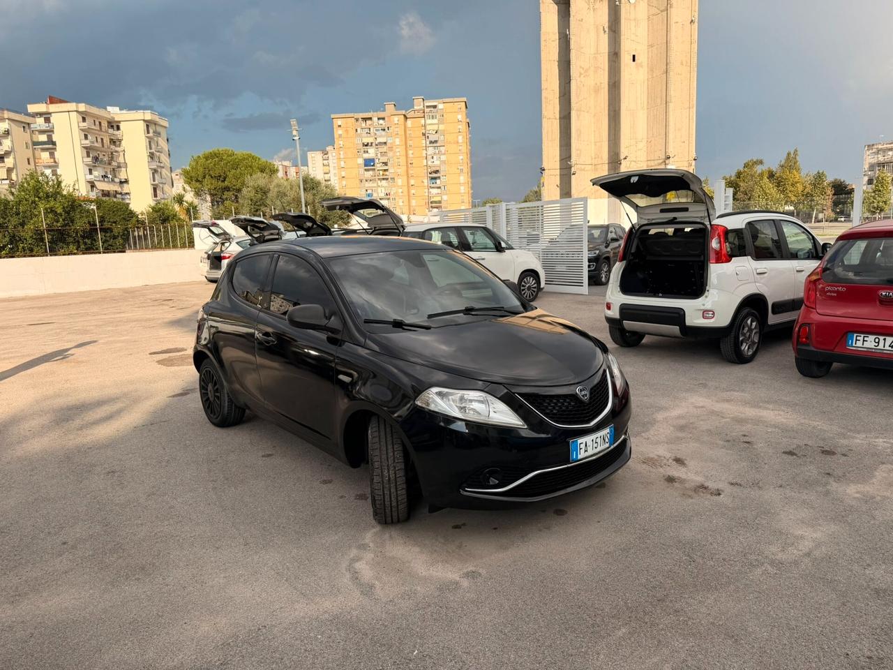 Lancia Ypsilon 1.3 MJT 16V 95 CV 5 porte S&S Elle