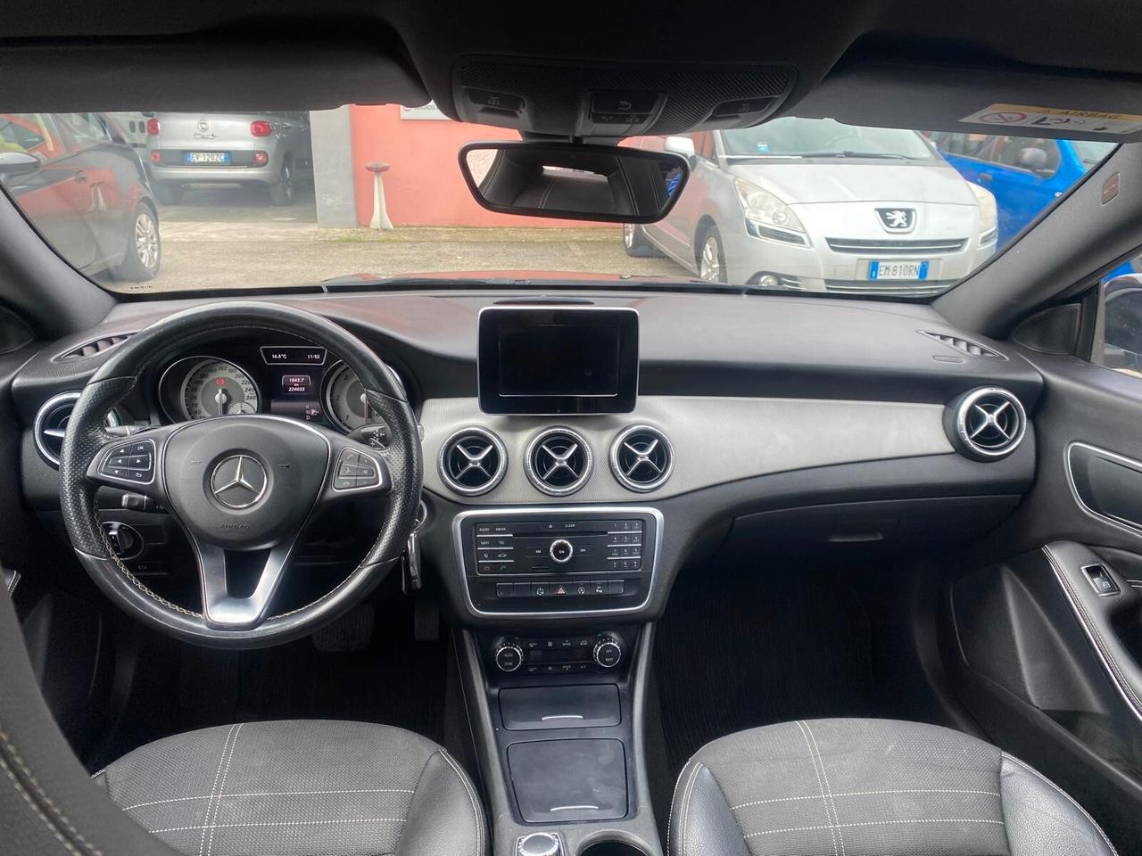 Mercedes-benz CLA 200 d S.W. Automatic Premium