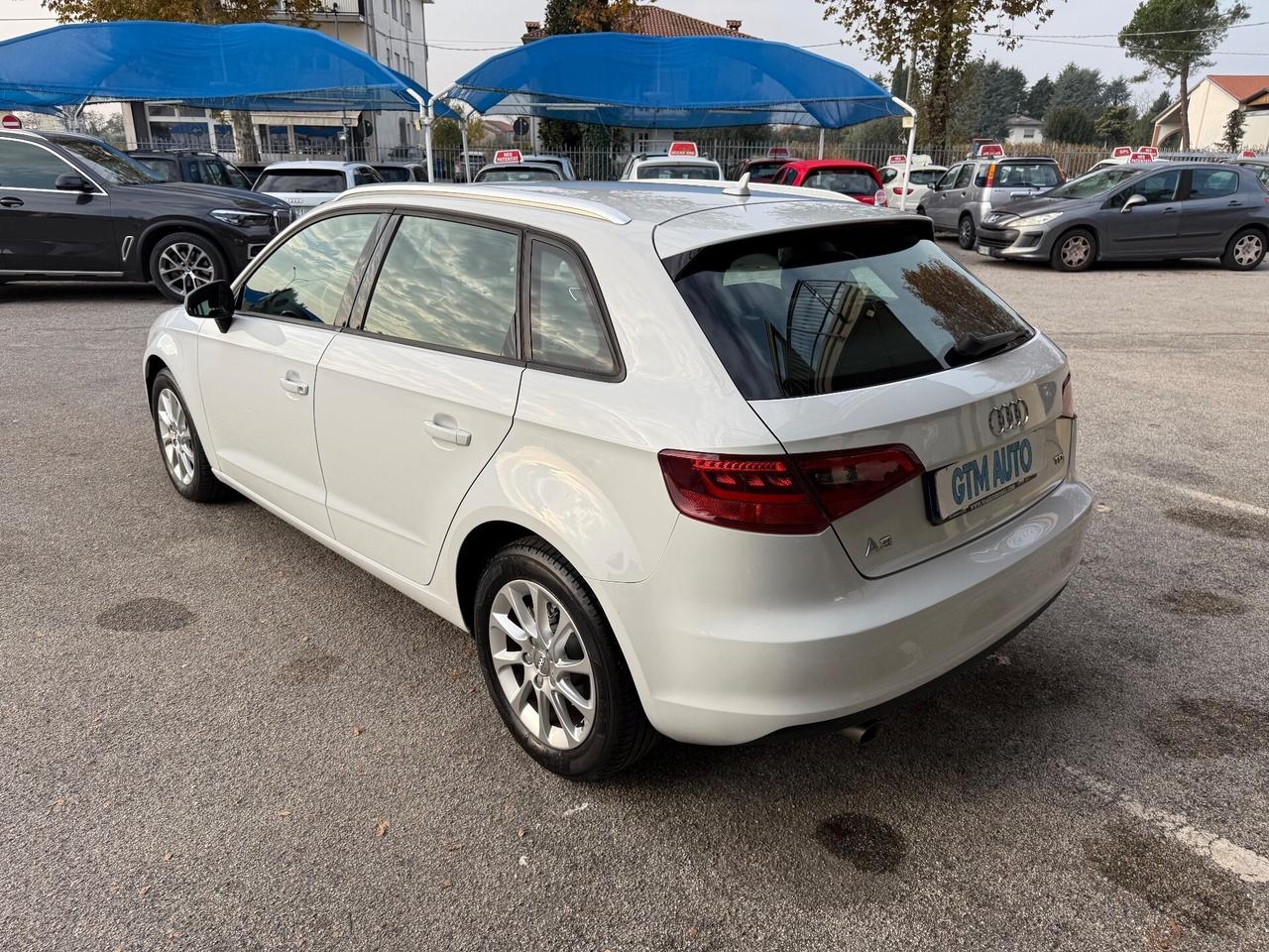 Audi A3 1.6 TDI S tronic 110 CV - Neopatentati