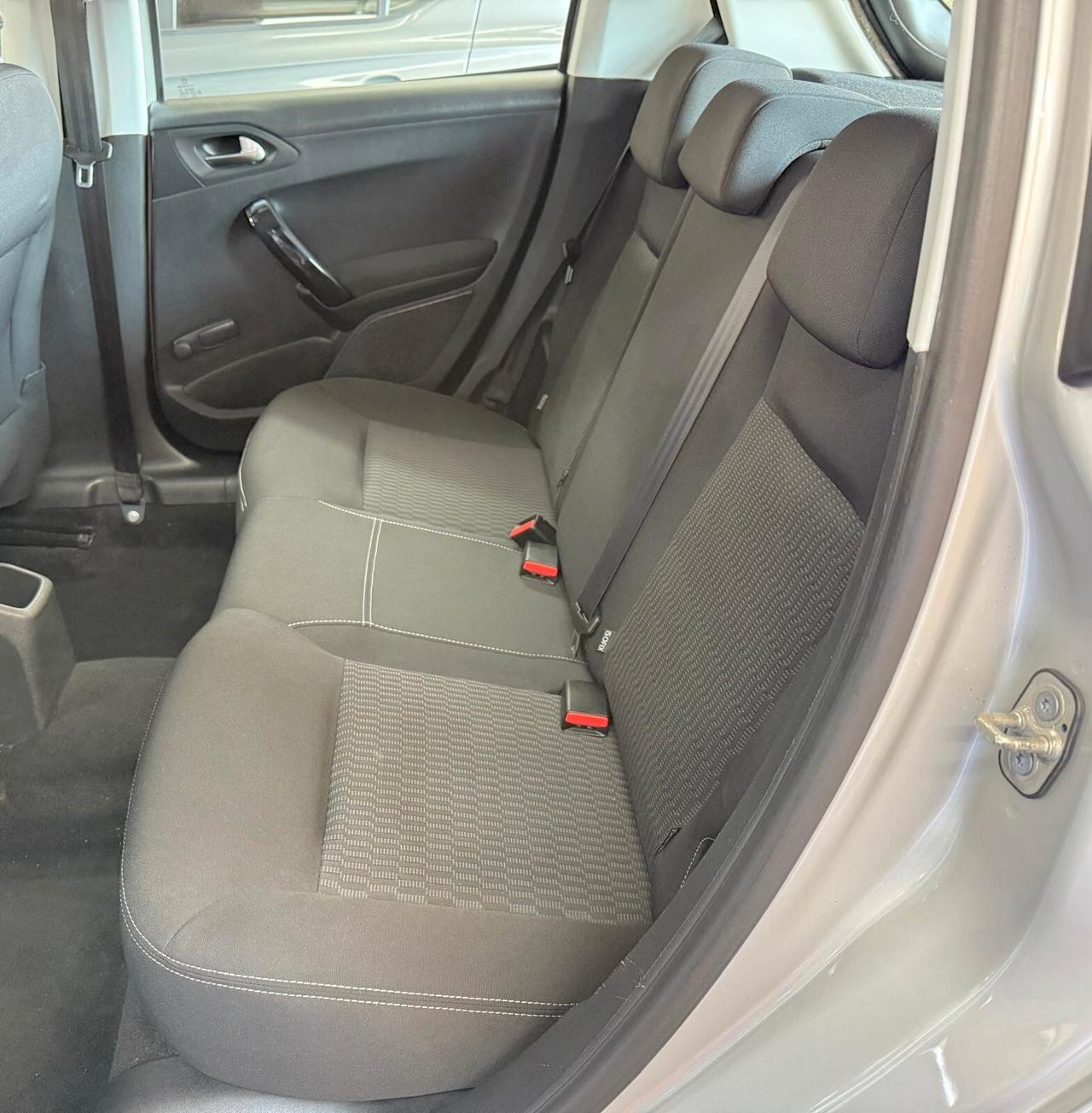 Peugeot 208 BlueHDi 75 S&S 5 porte Active 2016