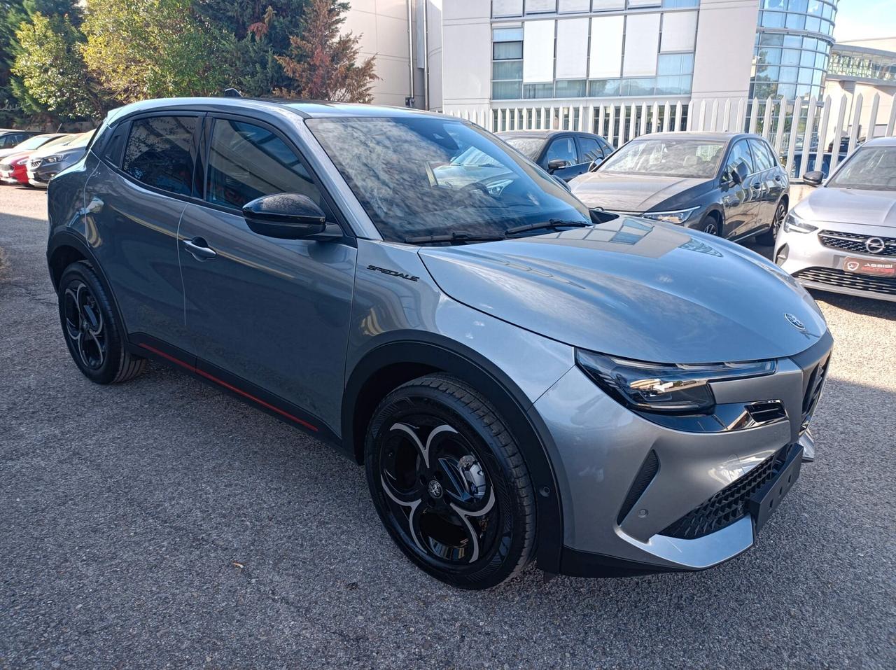 Alfa Romeo Junior 1.2 136 CV Hybrid eDCT6 Speciale