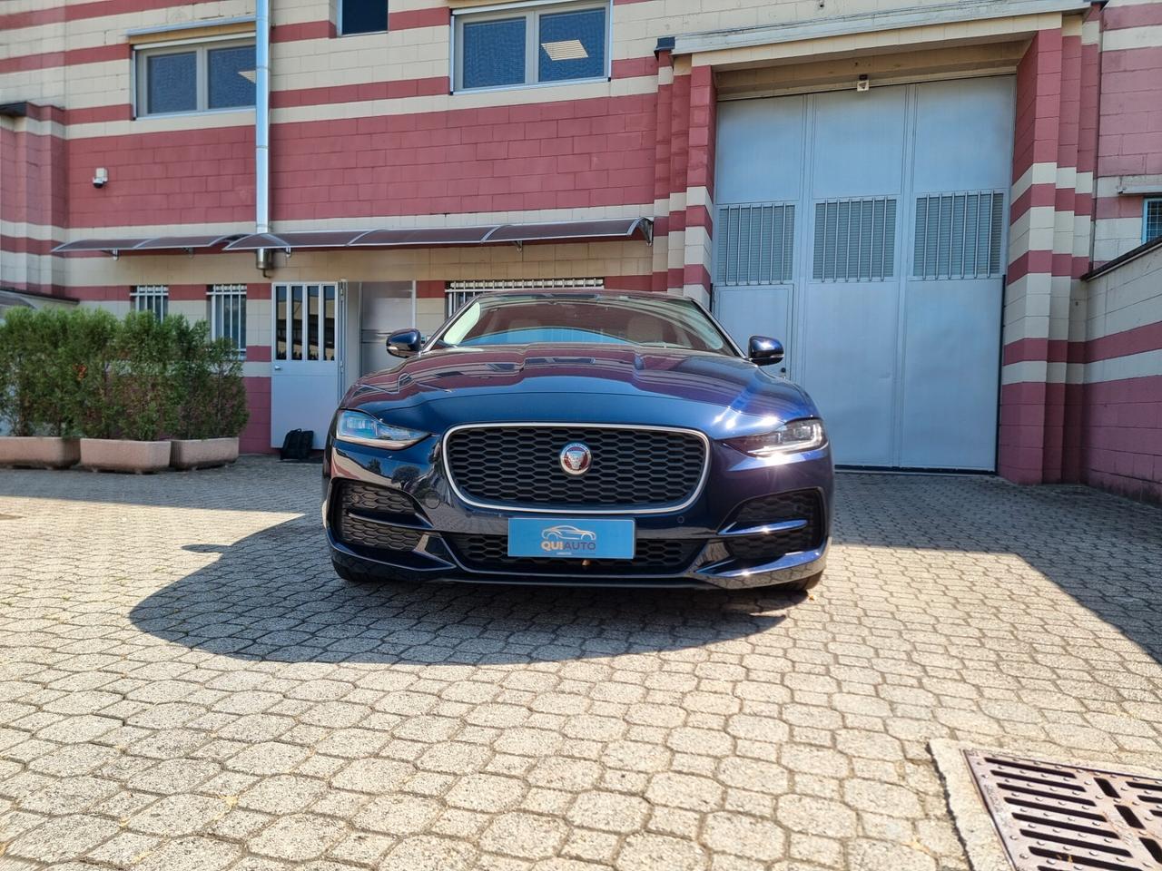 Jaguar XE 2.0 D 204 CV aut. SE